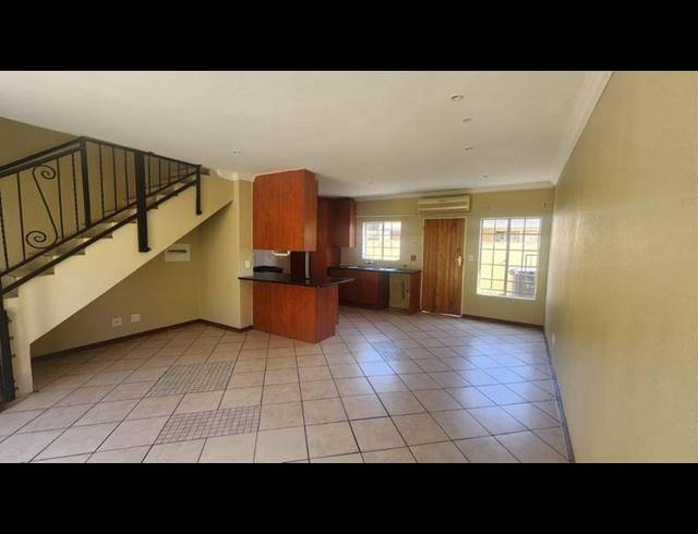 3 BEDROOM TOWNHOUSE FOR SALE IN ANNLIN